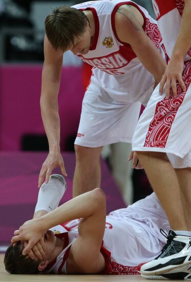 2012 Olympics. Men's Basketball. Russia vs. Spain