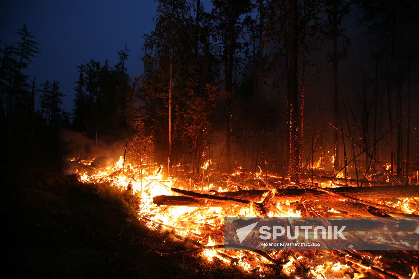Wildfires battled in Krasnoyarsk Region