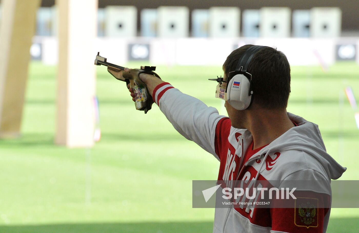 2012 Olympics. Shooting. Men's 50m Pistol