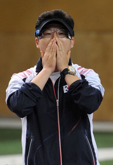 2012 Olympics. Shooting. Men's 50m Pistol. Final