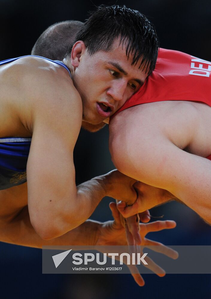 2012 Olympics. Greco-Roman wrestling. Day one