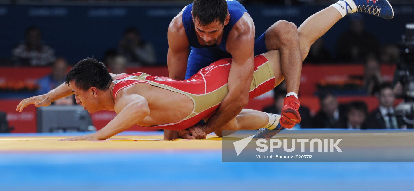 2012 Olympics. Greco-Roman wrestling. Day one