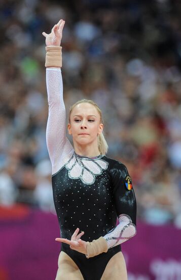 2012 Olympics. Women's Gymnastics. Vault