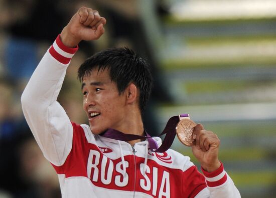 2012 Summer Olympics. Greco-Roman wrestling. Day 1