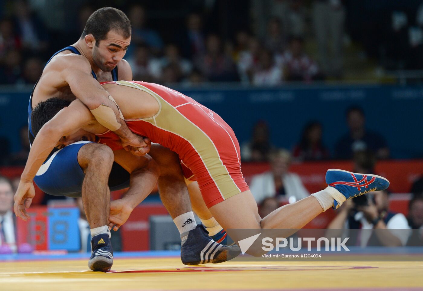 2012 Summer Olympics. Greco-Roman wrestling. Day 1