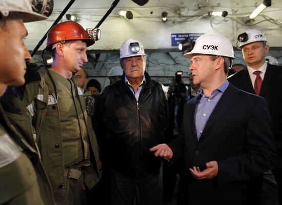 Dmitry Medvedev's working visit to Siberia. Leninsk-Kuznetsky