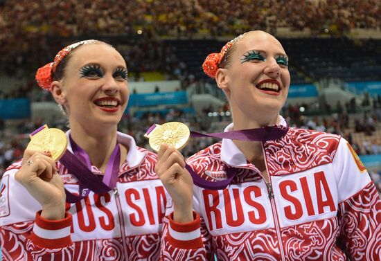 2012 Olympics. Synchronized Swimming Duet Finals
