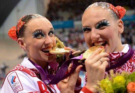 2012 Olympics. Synchronized Swimming Duet Finals