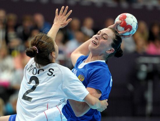 Olympics 2012 Women's Handball. Russia vs. South Korea