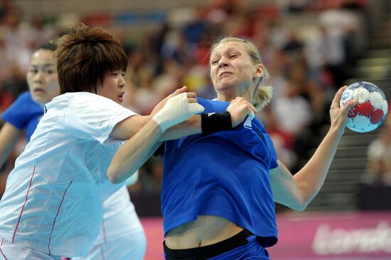 Olympics 2012 Women's Handball. Russia vs. South Korea