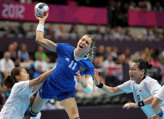 Olympics 2012 Women's Handball. Russia vs. South Korea