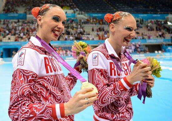 2012 Olympics. Synchronized Swimming Duet Finals