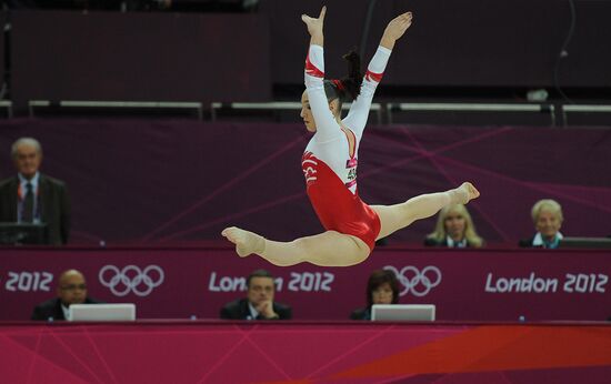2012 Olympics. Women's Gymnastics. Floor exercises