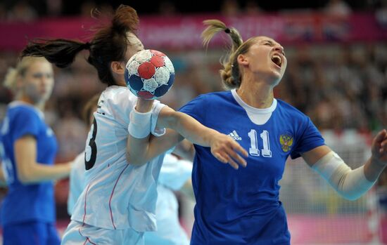 Olympics 2012 Women's Handball. Russia vs. South Korea