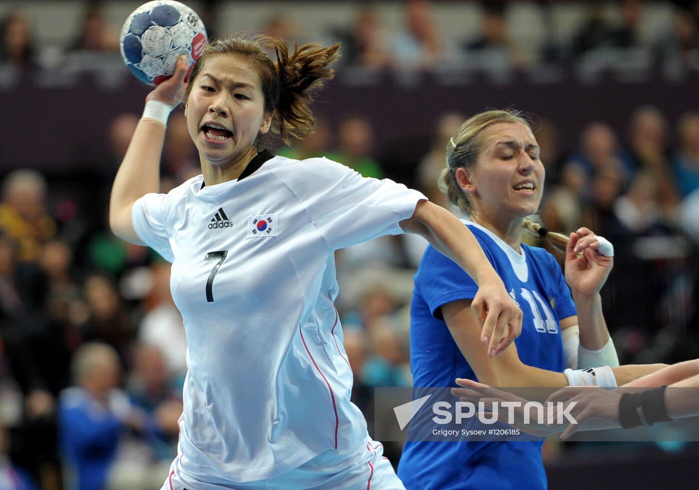 Olympics 2012 Women's Handball. Russia vs. South Korea