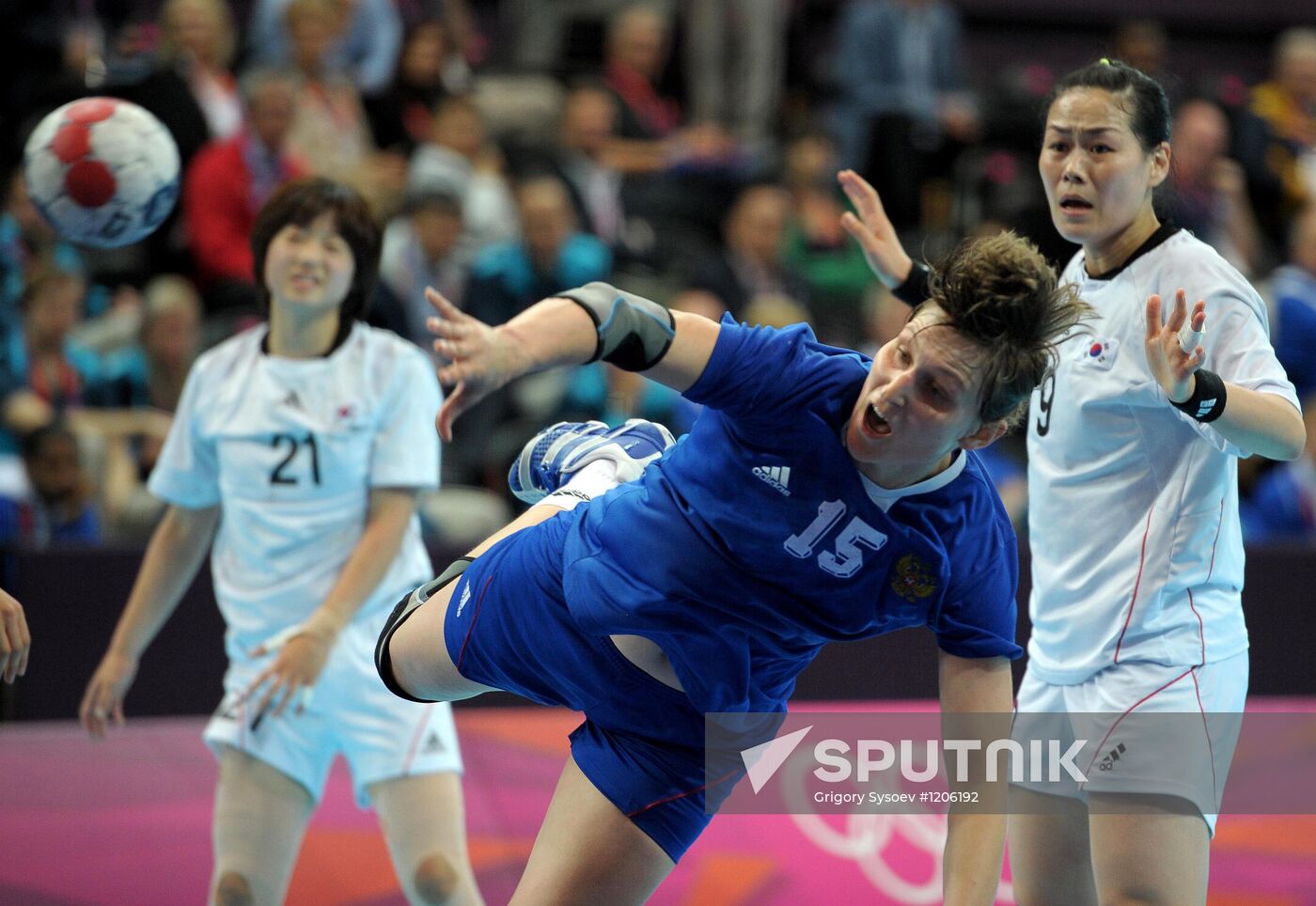 Olympics 2012 Women's Handball. Russia vs. South Korea