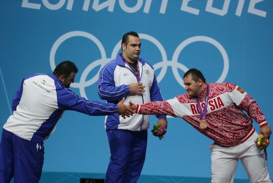 Olympics 2012 Men's Weightlifting. Over 105 kg