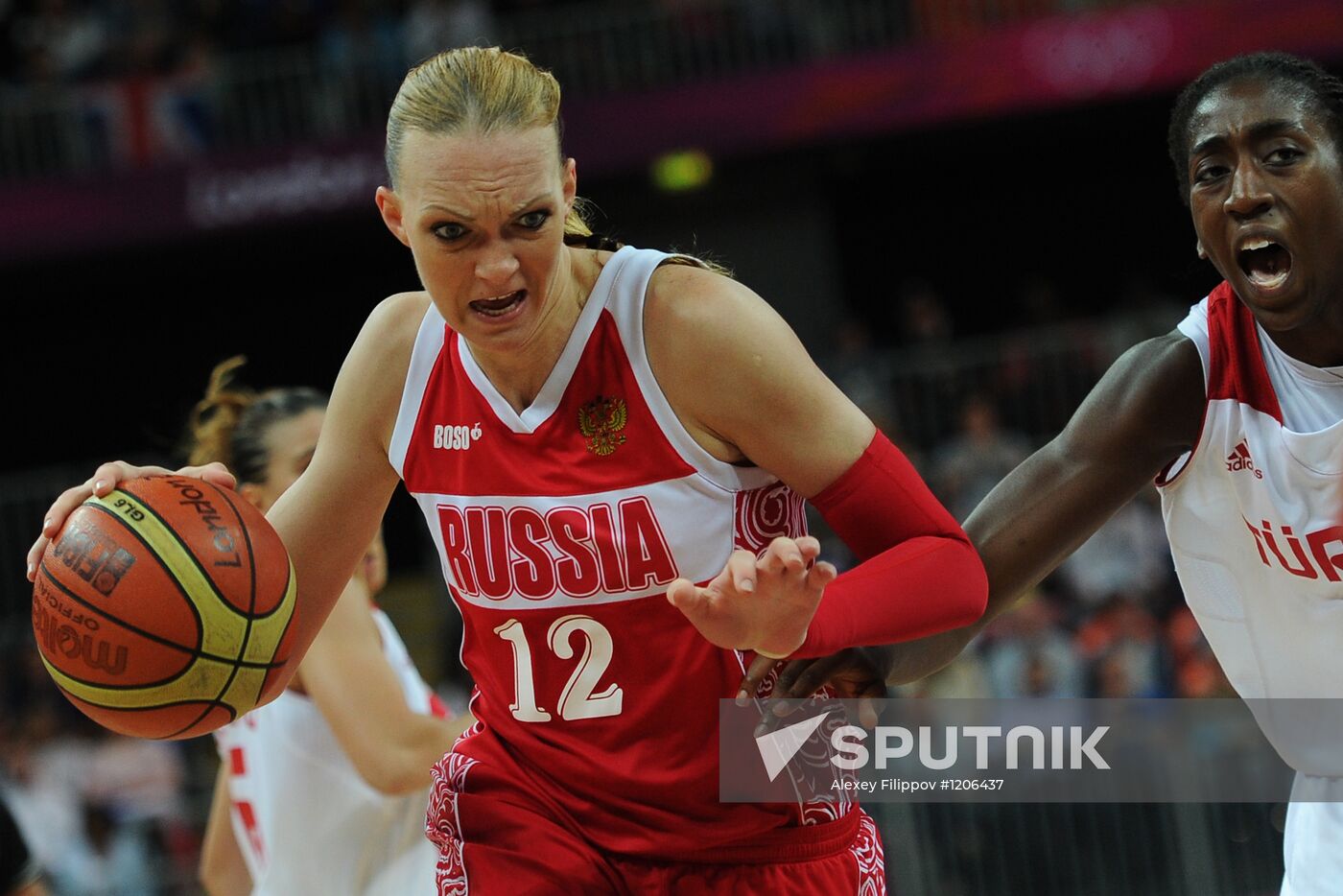 Olympics 2012 Women's Basketball. Turkey vs. Russia