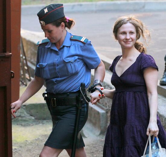 Court hearing on Pussy Riot case