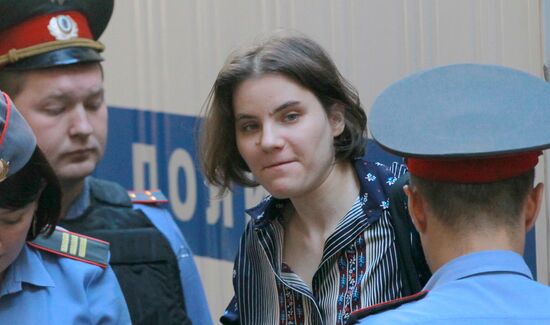 Court hearing on Pussy Riot case