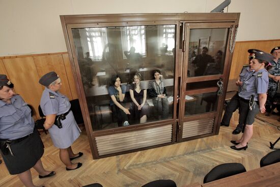 Court hearing on Pussy Riot case