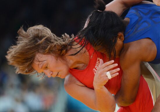 2012 Olympics. Women's freestyle wrestling. Day One