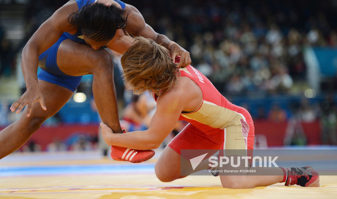 2012 Olympics. Women's freestyle wrestling. Day One
