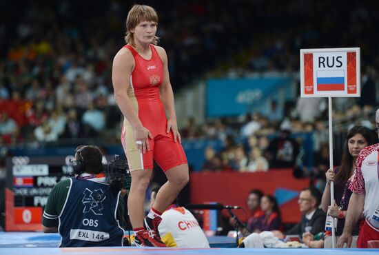 2012 Olympics. Women's freestyle wrestling. Day One