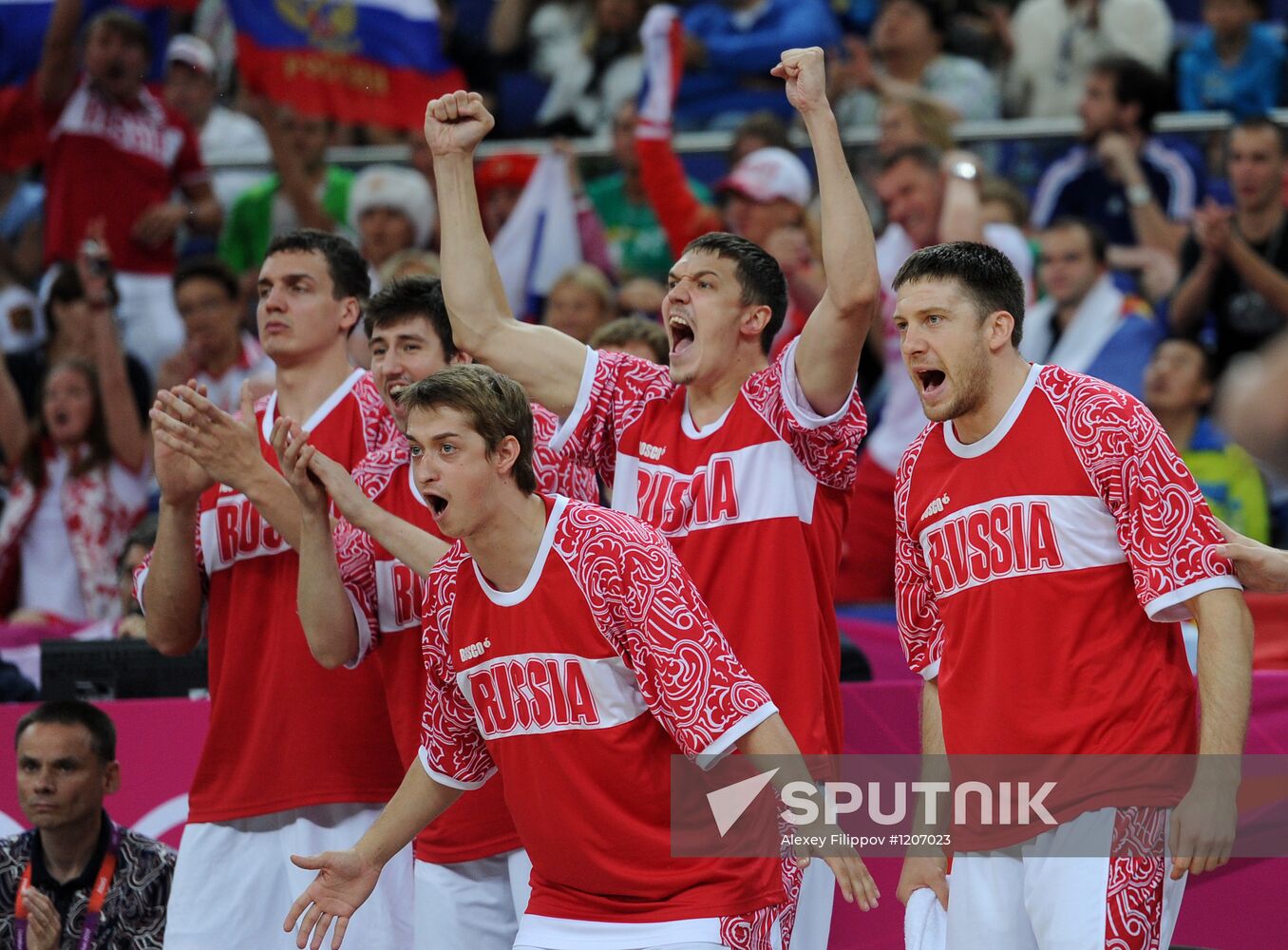 London 2012 Olympics. Men's Basketball. Russia vs. Lithuania