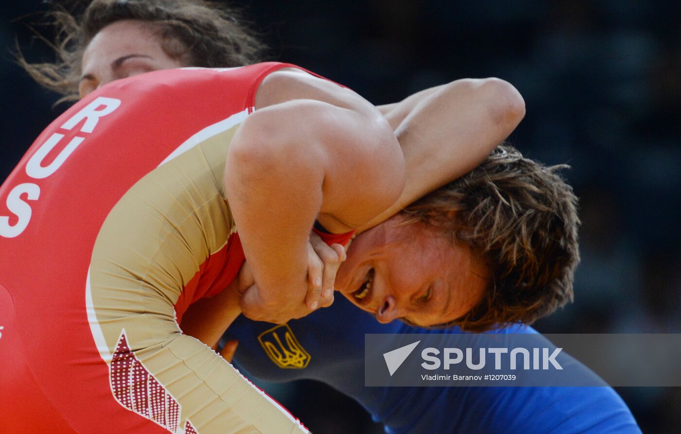 2012 Olympics. Women's freestyle wrestling. Day One