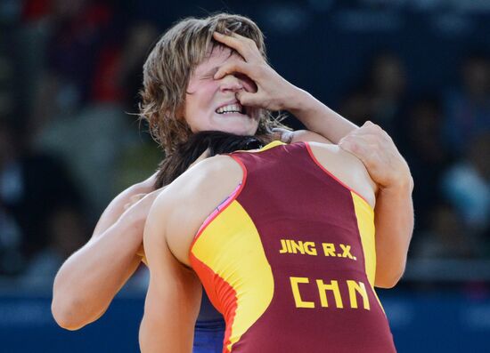 2012 Olympics. Women's freestyle wrestling. Day One