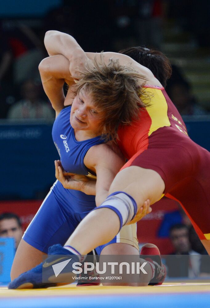 2012 Olympics. Women's freestyle wrestling. Day One