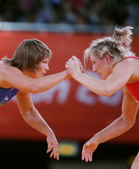 2012 Olympics. Women's freestyle wrestling. Day One