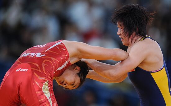 2012 Olympics. Women's freestyle wrestling. Day One