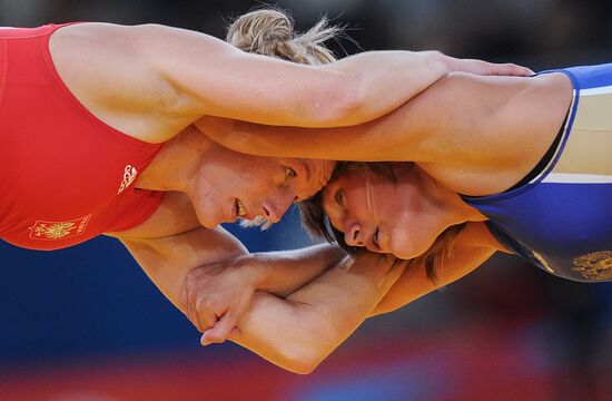 2012 Olympics. Women's freestyle wrestling. Day One