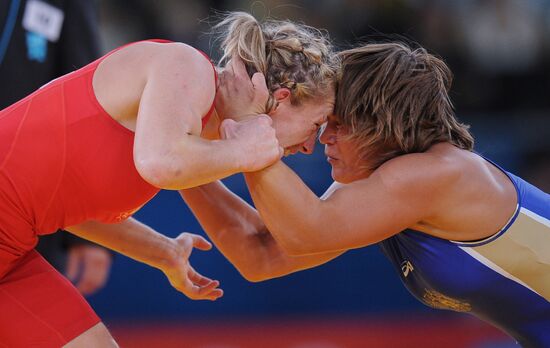 2012 Olympics. Women's freestyle wrestling. Day One