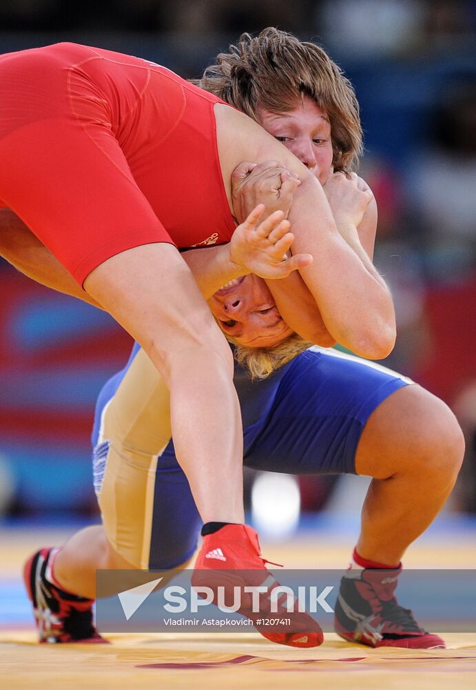 2012 Olympics. Women's freestyle wrestling. Day One