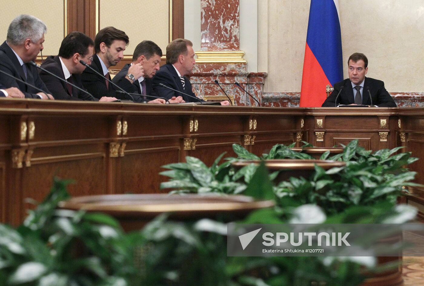 Dmitry Medvedev chairs Russian Government meeting