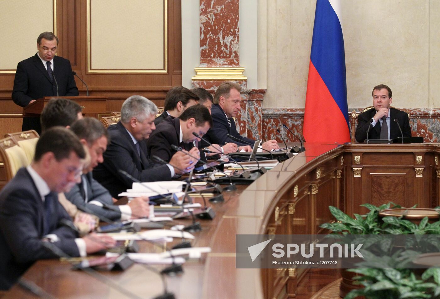 Dmitry Medvedev chairs Russian Government meeting