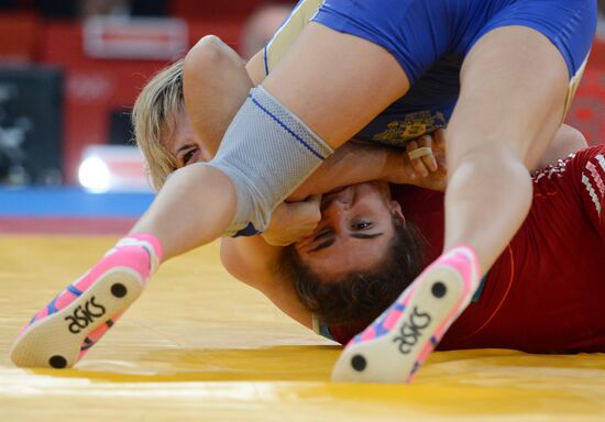 2012 Olympics. Women's freestyle wrestling. Day Two