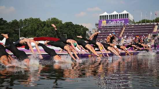 2012 Olympics. Men's 10-kilometer open-water swimming