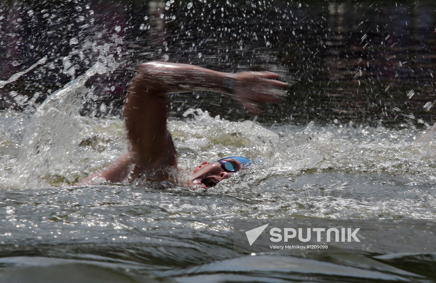 2012 Olympics. Men's 10-kilometer open-water swimming