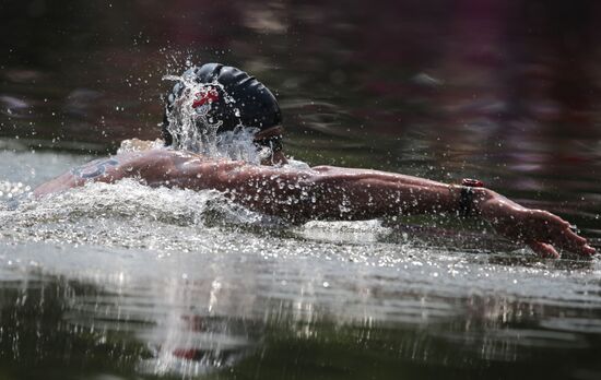 2012 Olympics. Men's 10-kilometer open-water swimming