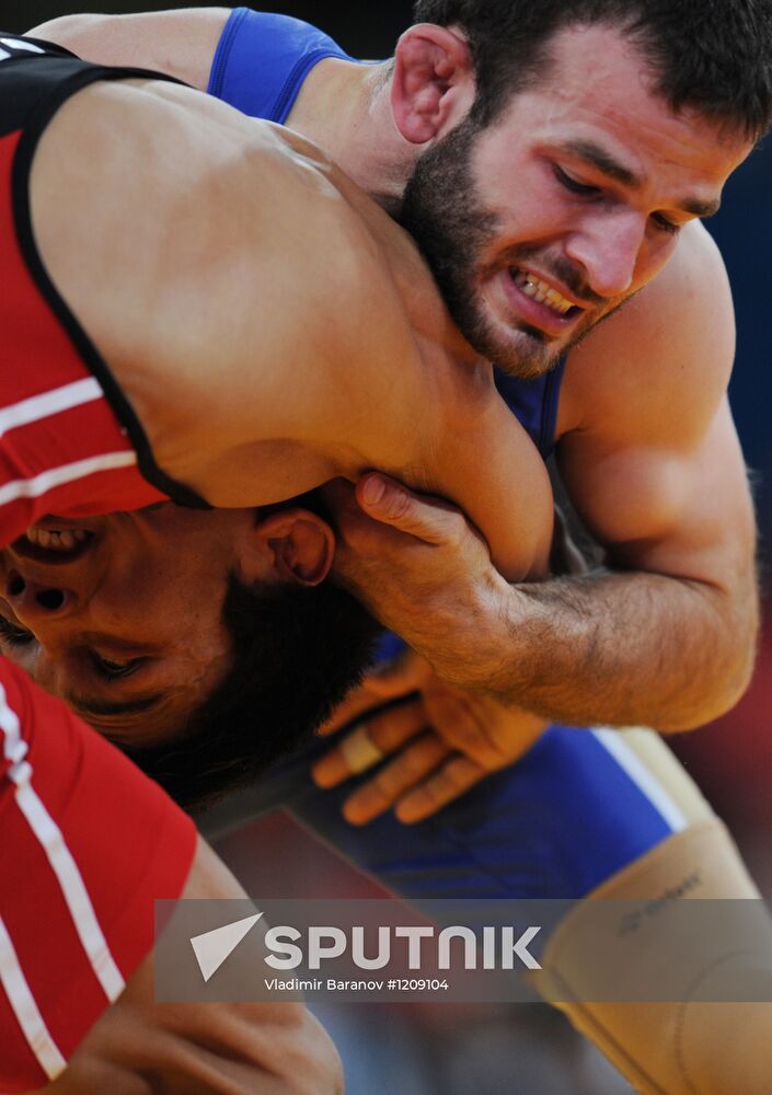 2012 Olympics. Men's freestyle wrestling. Day one