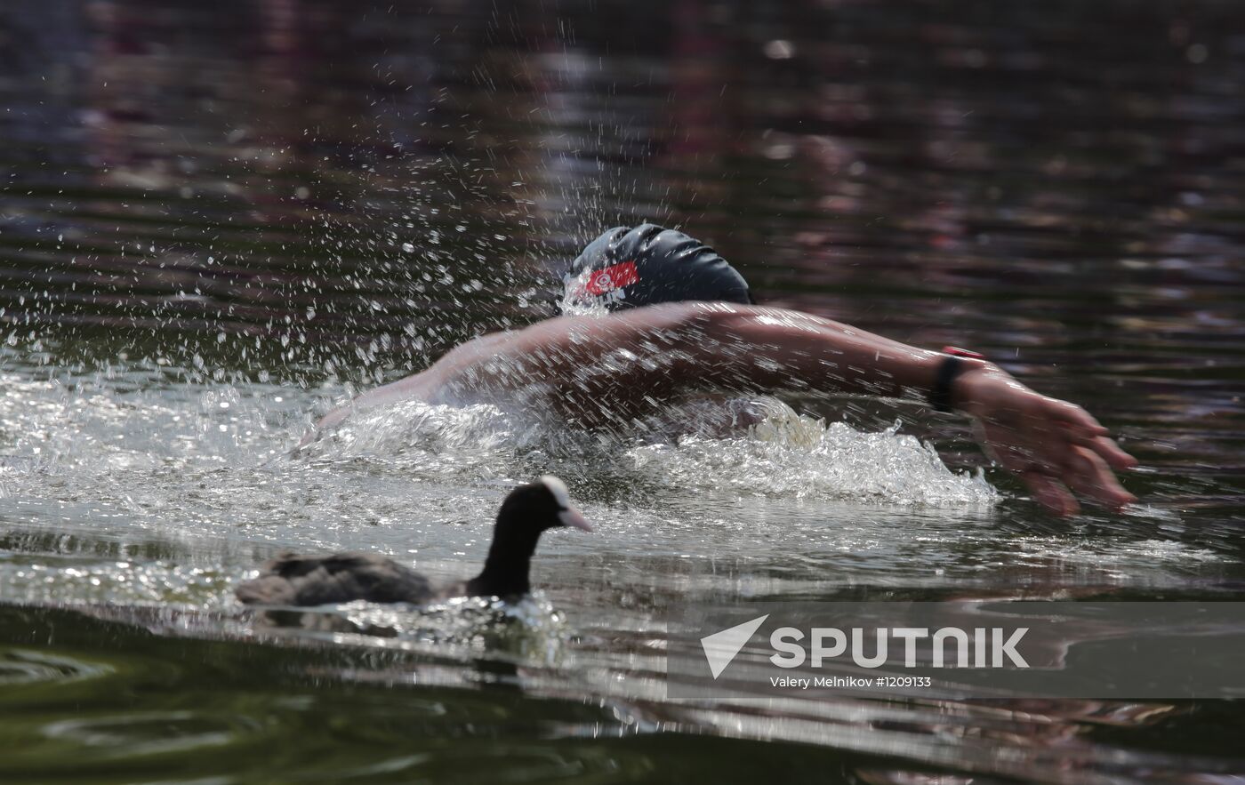 2012 Olympics. Men's 10-kilometer open-water swimming