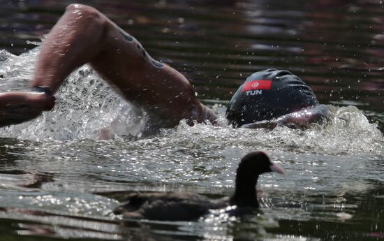 2012 Olympics. Men's 10-kilometer open-water swimming
