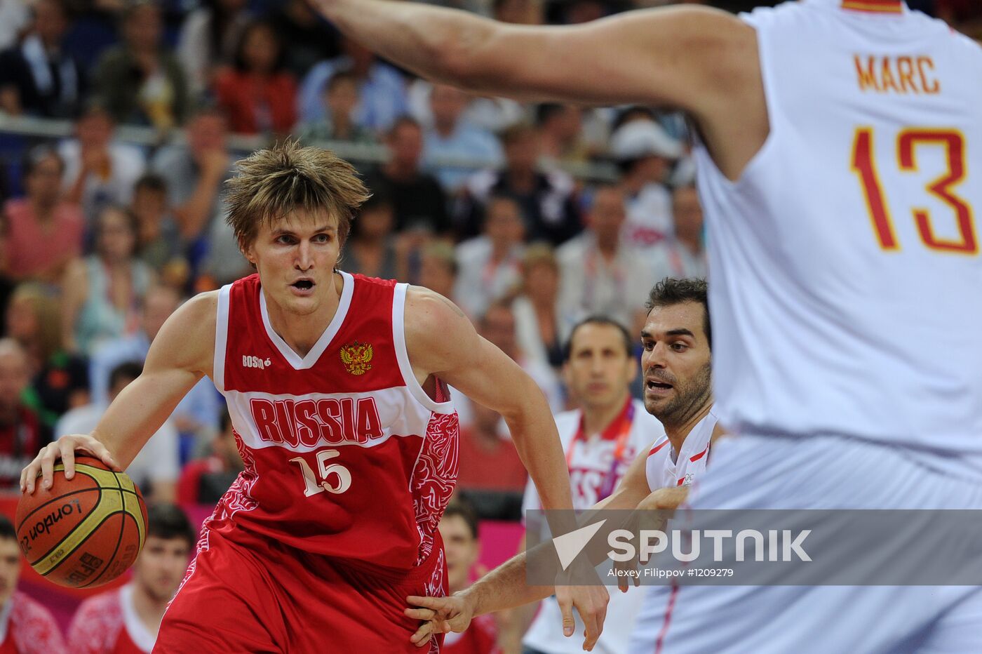 2012 Olympics. Men's Basketball. Spain vs. Russia