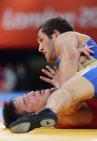 2012 Olympics. Men's freestyle wrestling. Day Two