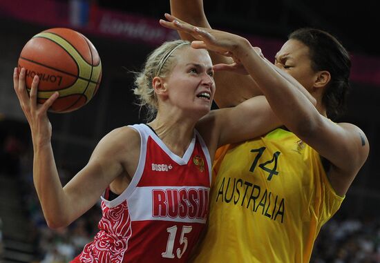 2012 Olympics. Women's Basketball. Australia vs. Russia