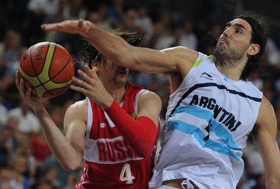 London 2012 Olympics. Men's Basketball. Argentina vs. Russia